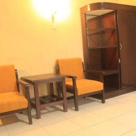 Surya Guest House Probolinggo Dış mekan fotoğraf