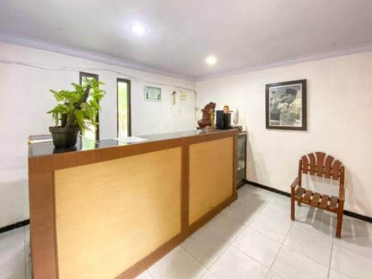 Surya Guest House Probolinggo Dış mekan fotoğraf