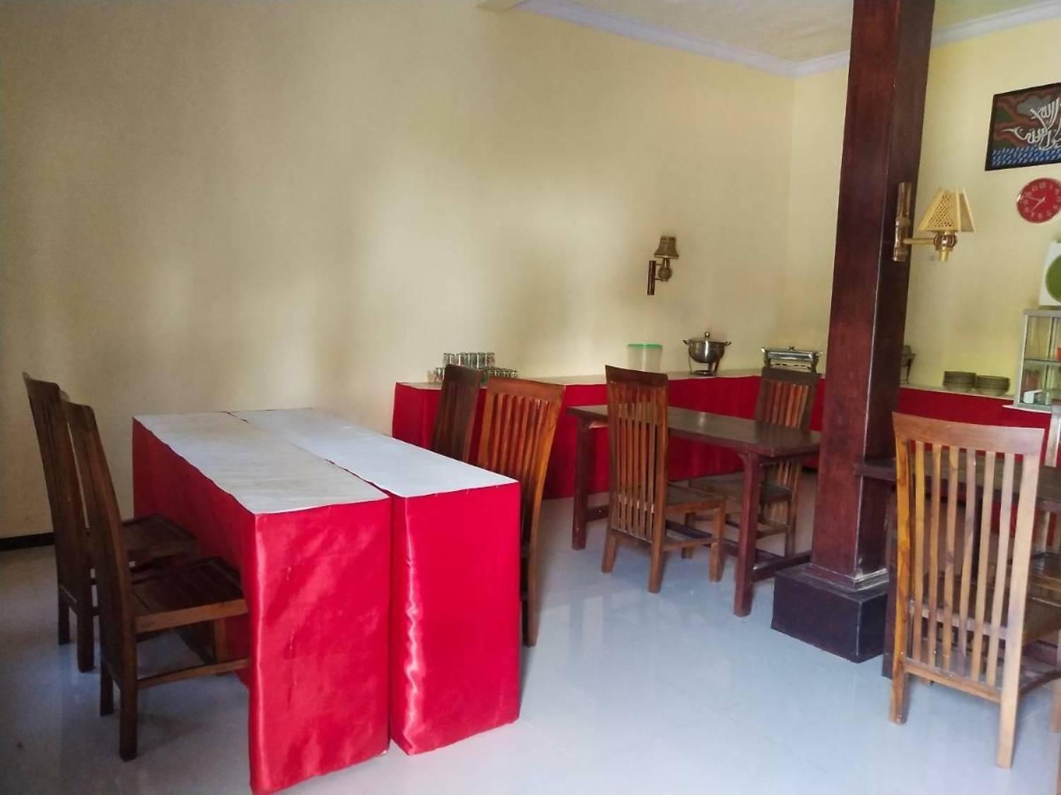 Surya Guest House Probolinggo Dış mekan fotoğraf