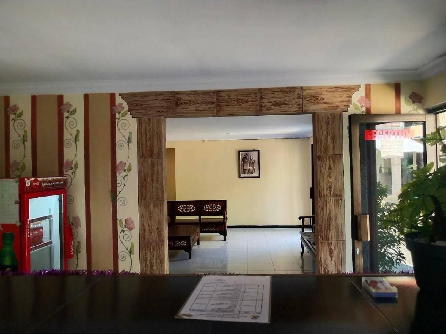 Surya Guest House Probolinggo Dış mekan fotoğraf