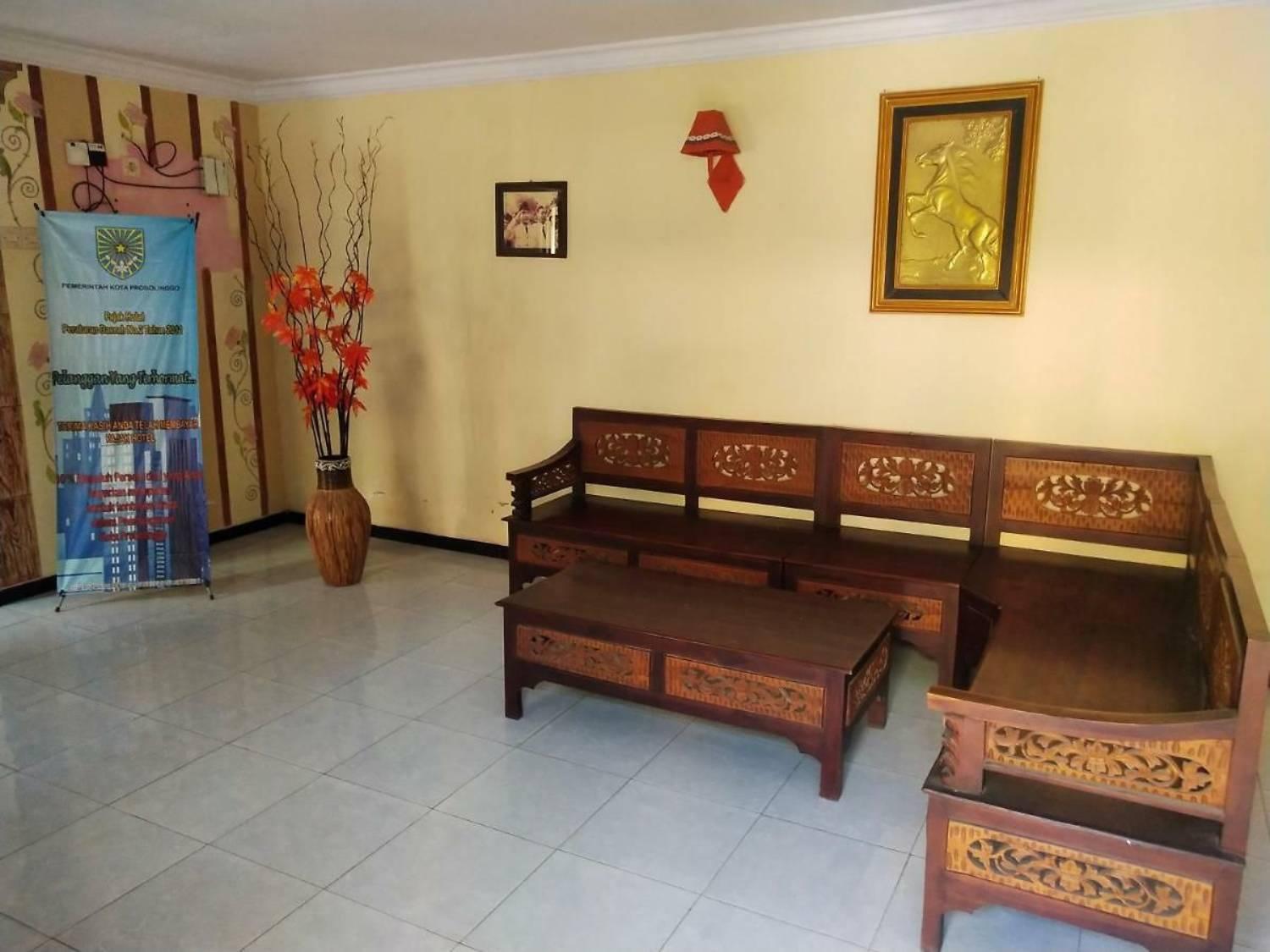 Surya Guest House Probolinggo Dış mekan fotoğraf