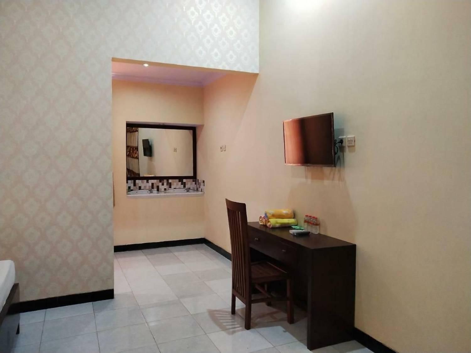 Surya Guest House Probolinggo Dış mekan fotoğraf