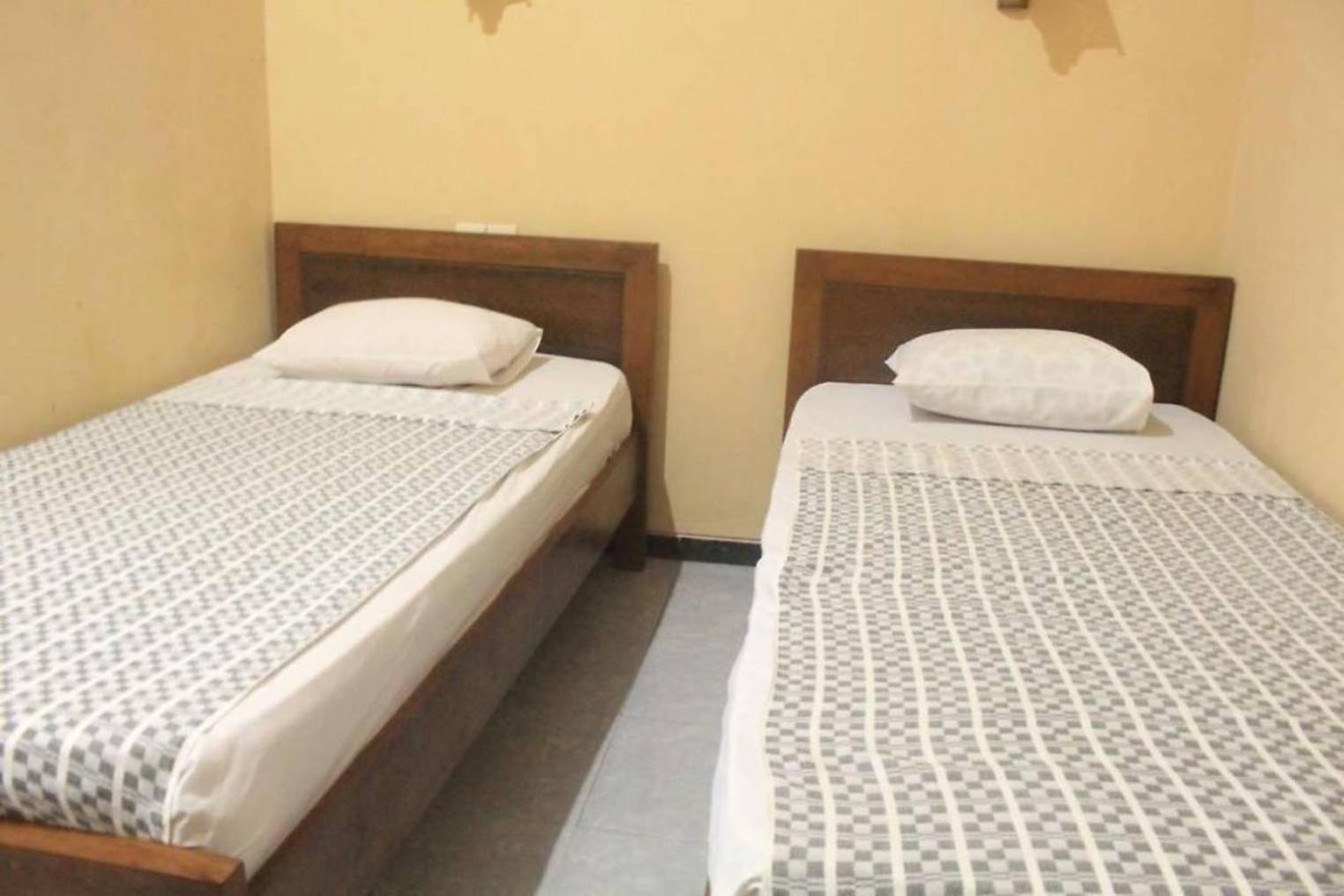 Surya Guest House Probolinggo Dış mekan fotoğraf