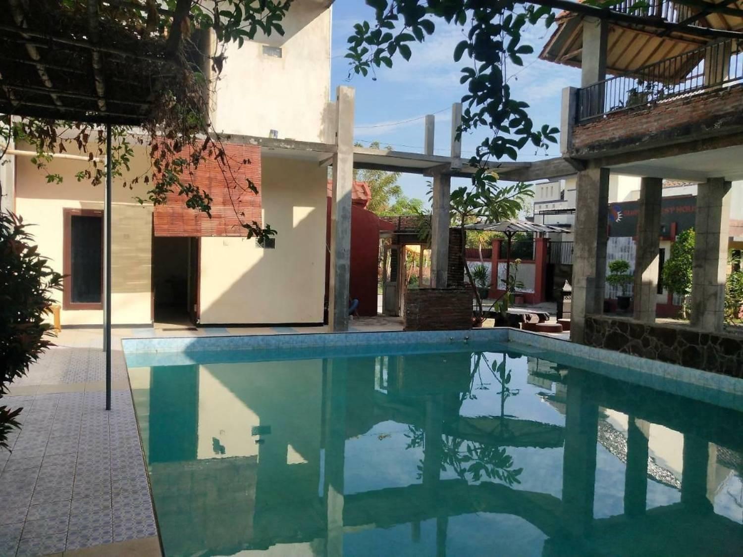 Surya Guest House Probolinggo Dış mekan fotoğraf